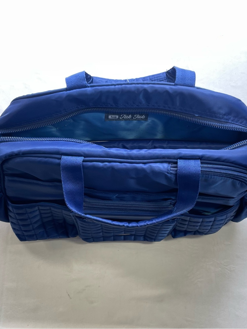 NEW Lug Tuk Tuk Travel Bag Cobalt Blue Quilted Pockets Stroller Straps NWT - Picture 4 of 16